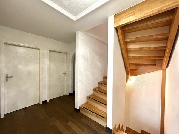 Stilvoll wohnen in ruhiger Umgebung! Modernisiertes 1.5-Zimmer Reiheneinfamilienhaus 9