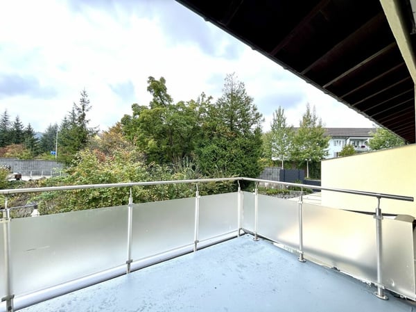 Stilvoll wohnen in ruhiger Umgebung! Modernisiertes 1.5-Zimmer Reiheneinfamilienhaus 20