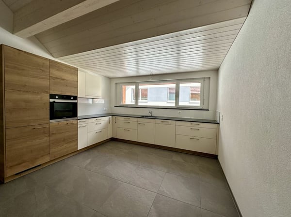 RESERVIERT Neubau 1.5-Zimmer Dachwohnung mit Aussicht ins Grüne A6 4