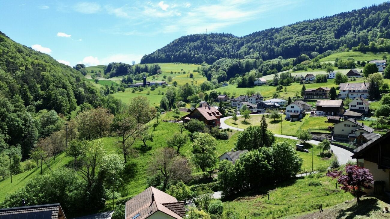 Hier entsteht Ihr Traumhaus mit Weitblick! Sonniges Baugrundstück in Grindel (SO)