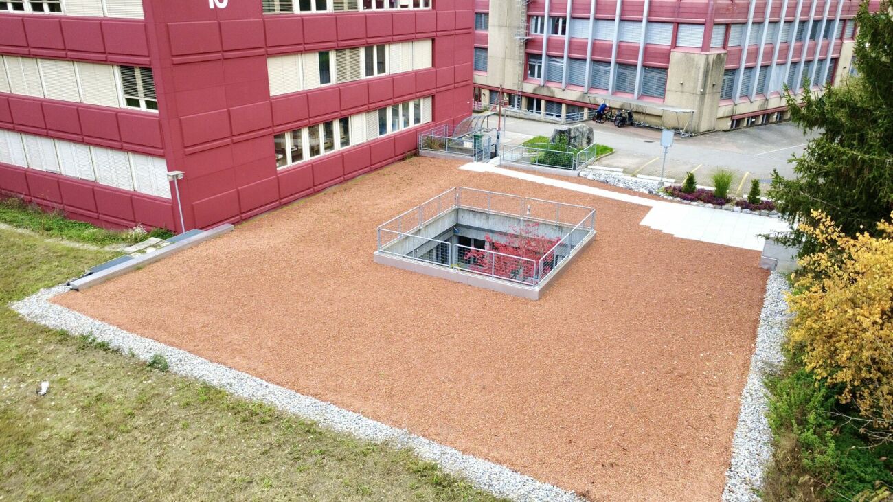 Maison d'habitation et de commerce au sous-sol avec un potentiel d'utilisation polyvalent copie