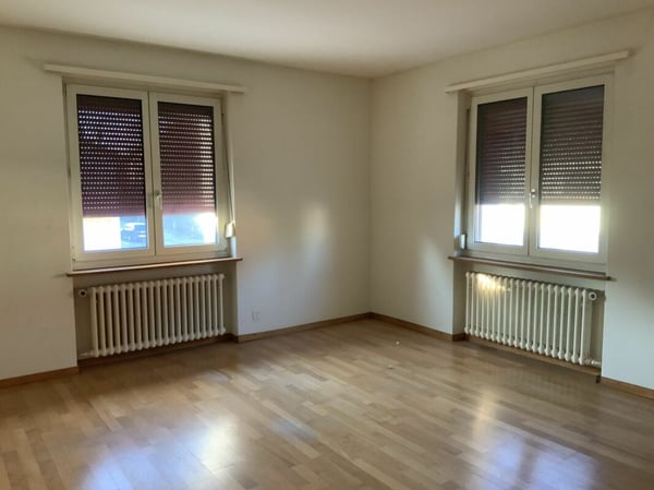 Attraktives Wohn- und Geschäftshaus an zentraler Lage in Augst 14