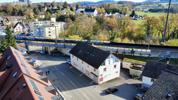 Attraktives Wohn- und Geschäftshaus an zentraler Lage in Augst 3