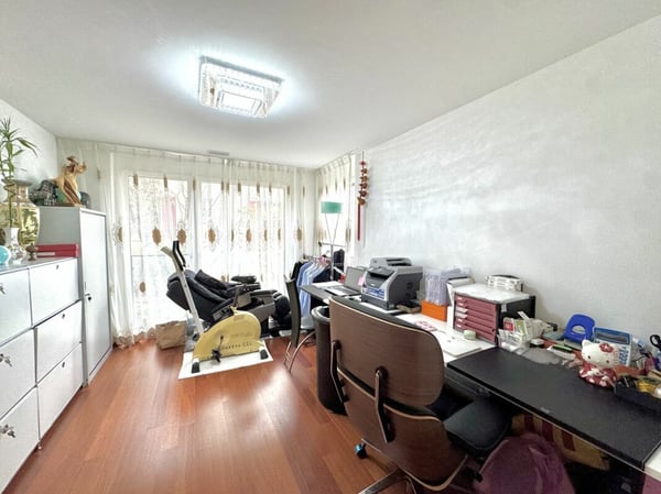 Exklusive 1.5 Zimmerwohnung an privilegierter Lage in Zürich Höngg 14