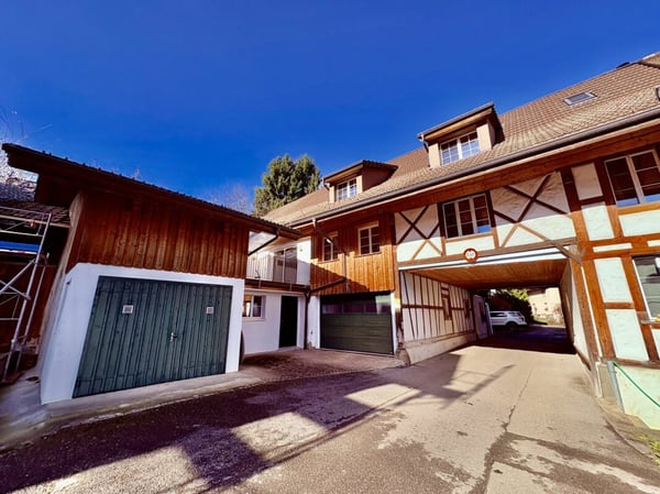 Modernes Mehrfamilienhaus mit 360 m² Wohnfläche und unverbaubarer Weitsicht 3