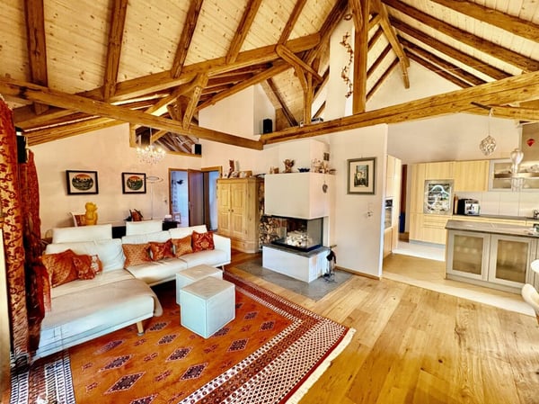 Modernes Mehrfamilienhaus mit 360 m² Wohnfläche und unverbaubarer Weitsicht 16