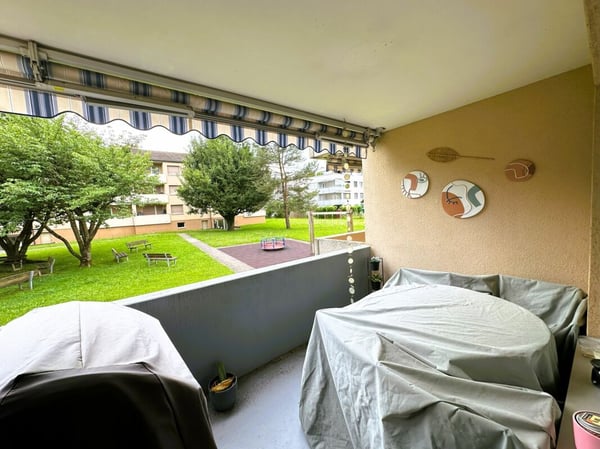 Ihr Platz zum Aufblühen! 1.5-Zimmer Wohnung mit Cheminée & Spielplatz 5