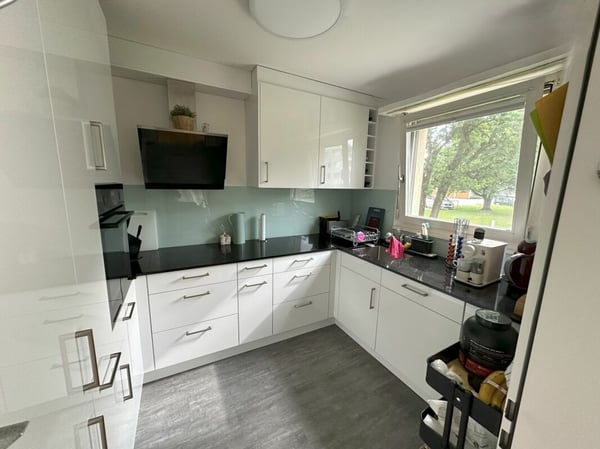 Ihr Platz zum Aufblühen! 1.5-Zimmer Wohnung mit Cheminée & Spielplatz 6