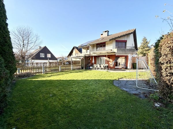 Hier beginnt Ihr Familienglück - Haus mit grossem Garten und modernem Komfort 1