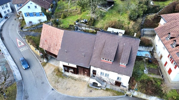 Investmentchance: Mehrfamilienhaus mit Entwicklungsmöglichkeiten! 3