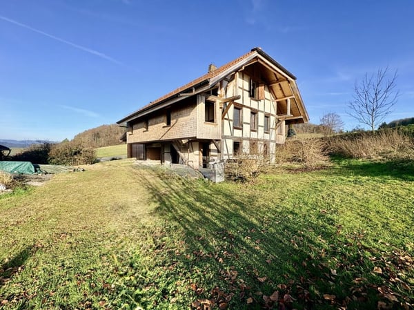 Wo Ruhe Raum gewinnt - historisches Landhaus mit drei möglichen Wohneinheiten 2