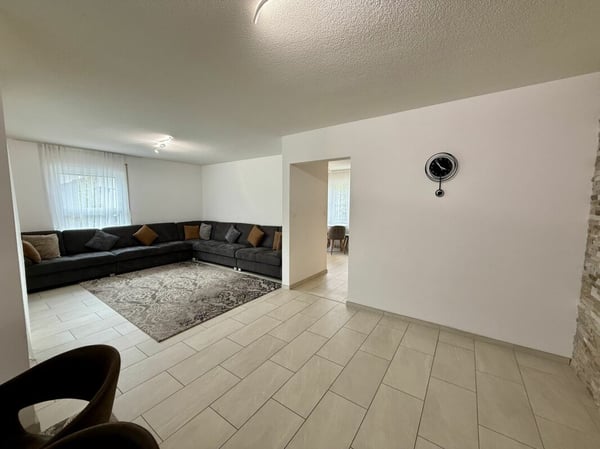 Einziehen & aufblühen - saniertes EFH mit Garten in ruhigem Quartier 5