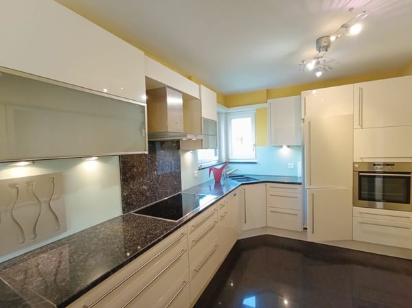 Einziehen und geniessen! Balkonwohnung mit Blick auf die Birs 6