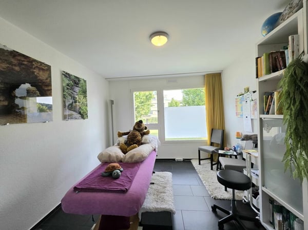 Familienfreundliche 1.5-Zimmer-Wohnung mit Minergie Standard in Würenlos 9