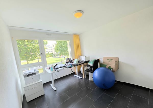 Familienfreundliche 1.5-Zimmer-Wohnung mit Minergie Standard in Würenlos 10