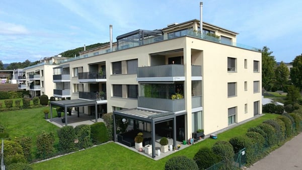 Familienfreundliche 1.5-Zimmer-Wohnung mit Minergie Standard in Würenlos 1