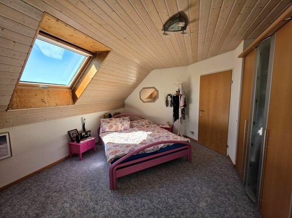 2.5 Zimmer Einfamilienhaus mit viel Platz für die ganze Familie 7