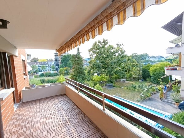 Einziehen und geniessen! Balkonwohnung mit Blick auf die Birs 10