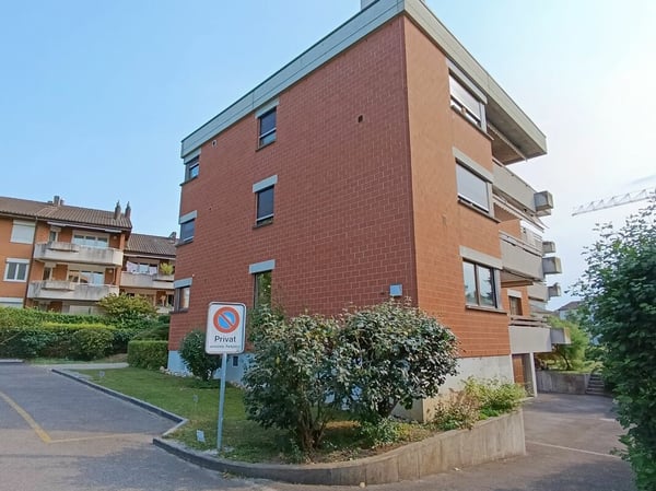 Einziehen und geniessen! Balkonwohnung mit Blick auf die Birs 3