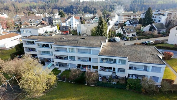 Zwischen Wald und Stadt, 1.5 Zimmer Wohnung nahe Zürich 1