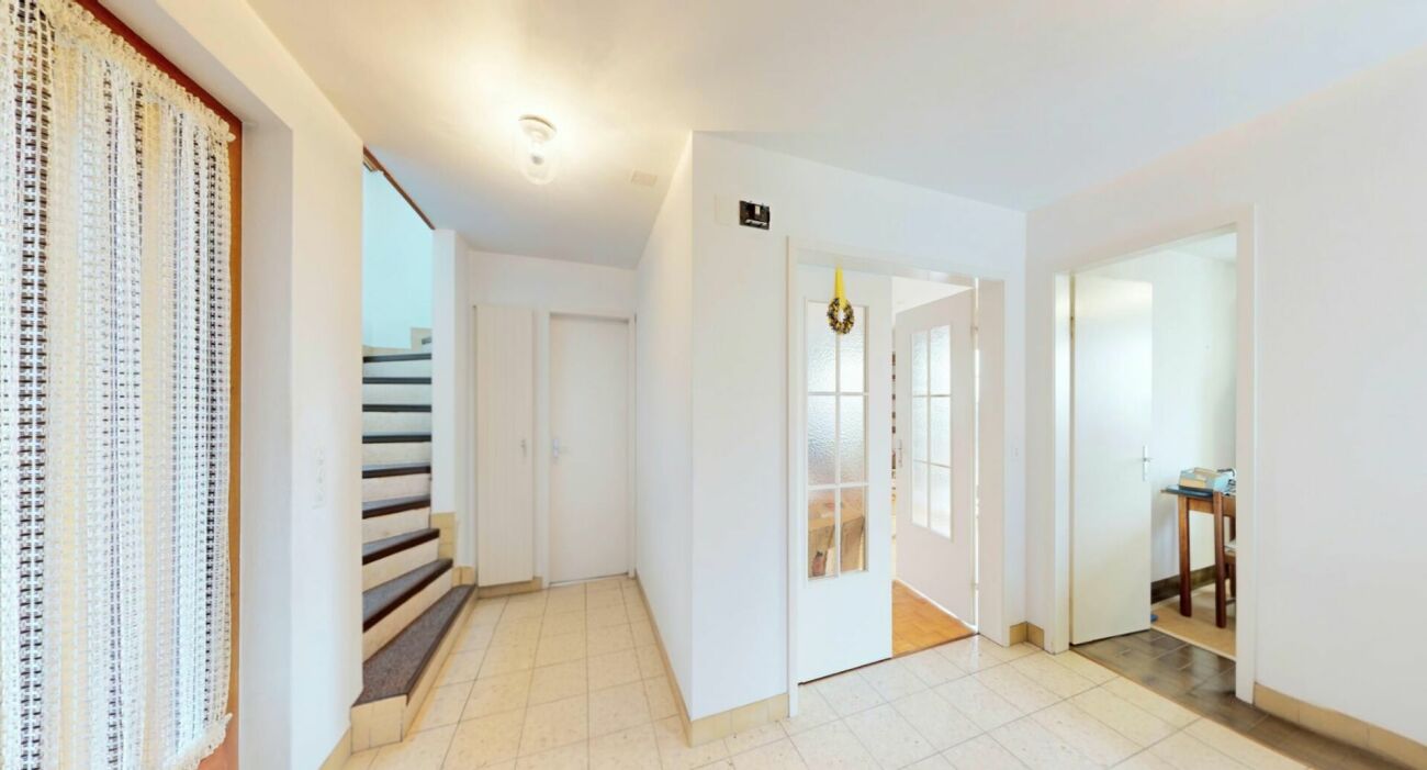 Hanglage, Aussicht, Steuervorteil - Ihr neues Terrassenhaus