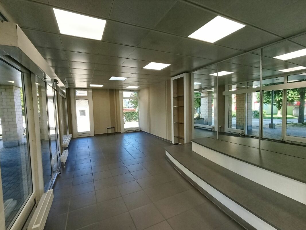 Reserviert, Premium Standort in Rothrist, Ihre neue Verkaufsfläche im Herzen der Gemeinde
