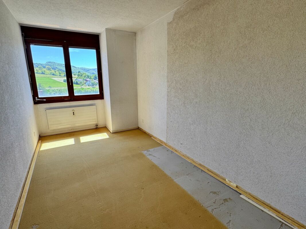 Weitsicht, Raum und Potenzial: Reihenhaus in Magden