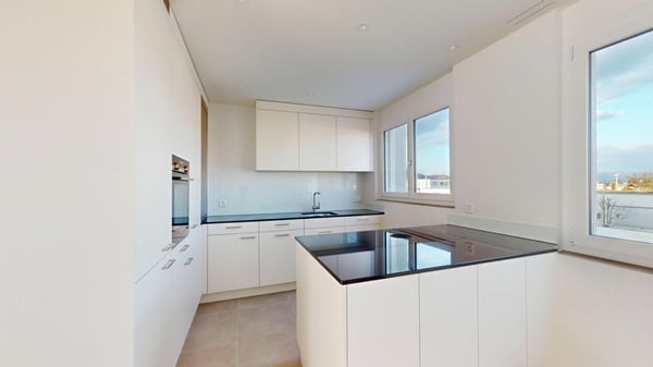 Moderne 4.5-Zimmerwohnung mit 21 m² Terrassenfläche 3