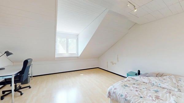 Ruhig gelegenes 6.5-Zimmer-Reihenfamilienhaus mit viel Platz 6