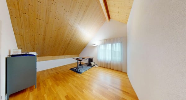 168 m² Wohntraum mit beeindruckender Galerie - Exklusive 5.5-Zimmer-Maisonette nahe der Aare 14