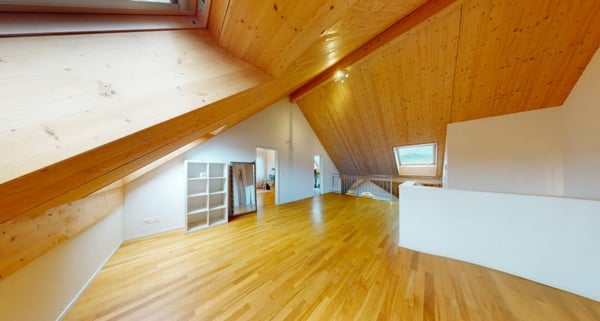 168 m² Wohntraum mit beeindruckender Galerie - Exklusive 5.5-Zimmer-Maisonette nahe der Aare 12
