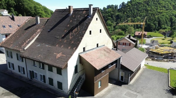 Kernzonenliegenschaft mit Ausbaupotenzial in Grindel SO 1
