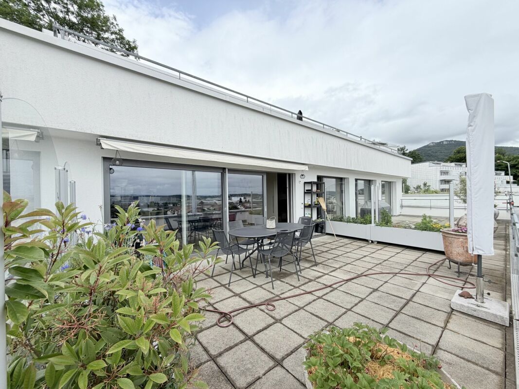 Traumhafte Alpensicht trifft auf Wohnkomfort - 5.5-Zimmerwohnung mit XXL-Terrasse