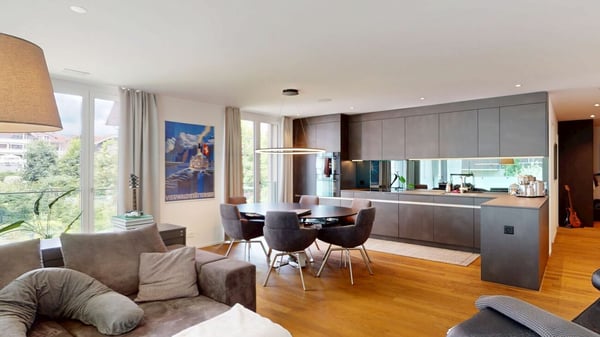 Luxuriöse 3.5-Zimmer Smart-Home-Wohnung mit Wintergarten-Balkon & E-Ladestation in Ballwil 2