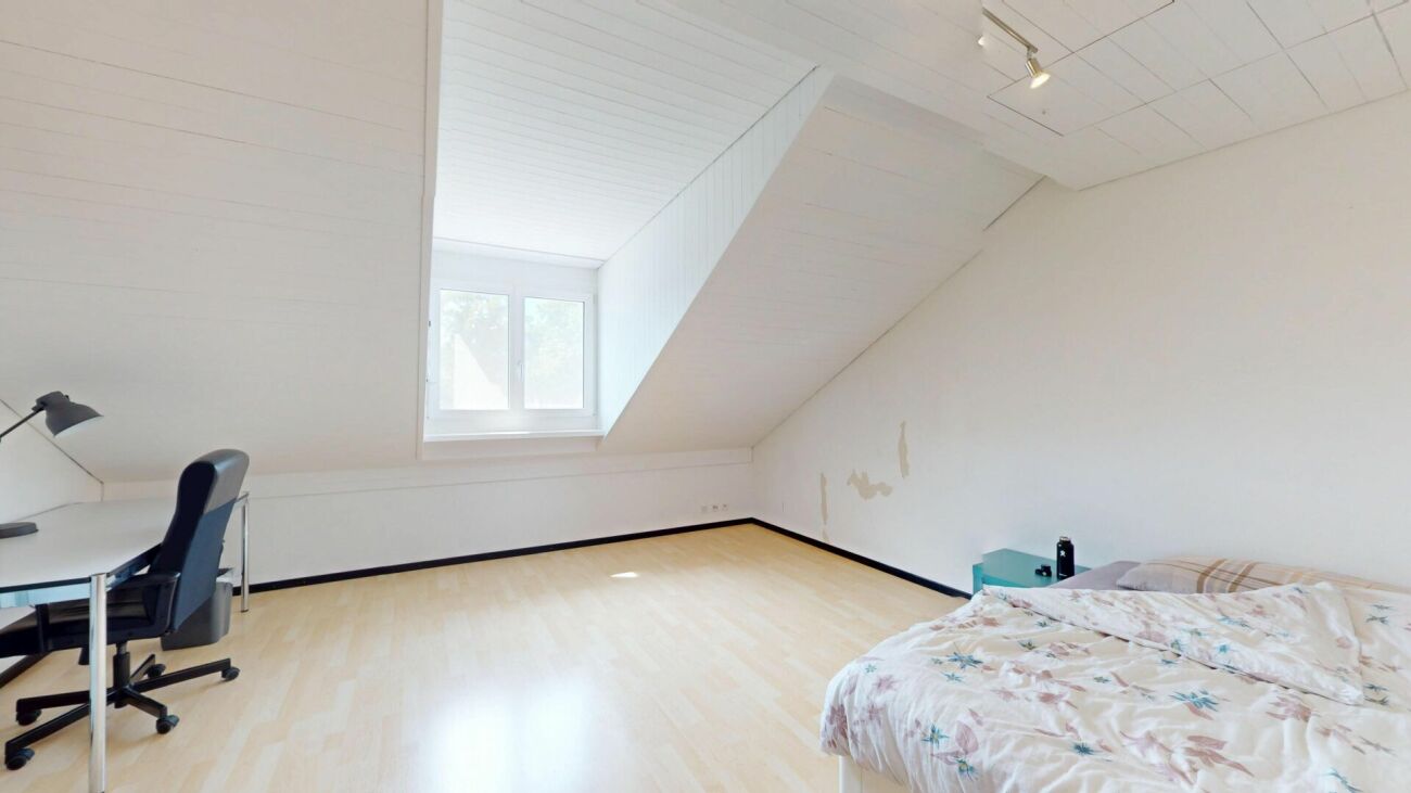 Ruhig gelegenes 6.5-Zimmer-Reihenfamilienhaus mit viel Platz