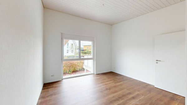 Grosszügiges Einfamilienhaus mit Garten, Balkon und hochwertiger Ausstattung 7