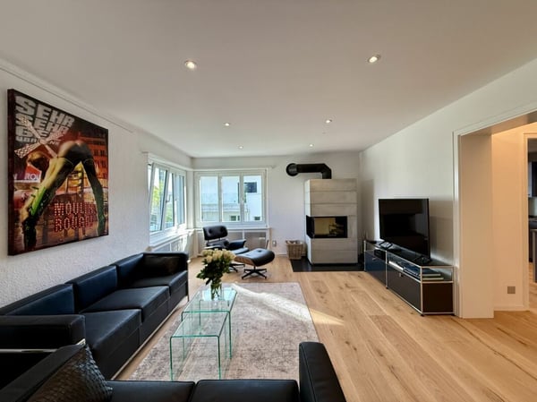 Modernisiertes 5.5-Zimmer EFH mit Pool und Panoramasicht 5