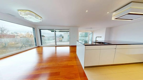 Exklusive 4.5 Zimmerwohnung an privilegierter Lage in Zürich Höngg 4