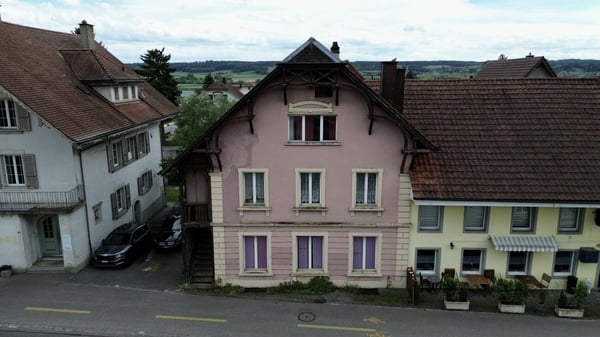 Jetzt oder nie - Mehrfamilienhaus mit grossem Potenzial für Investoren! Kopie 13