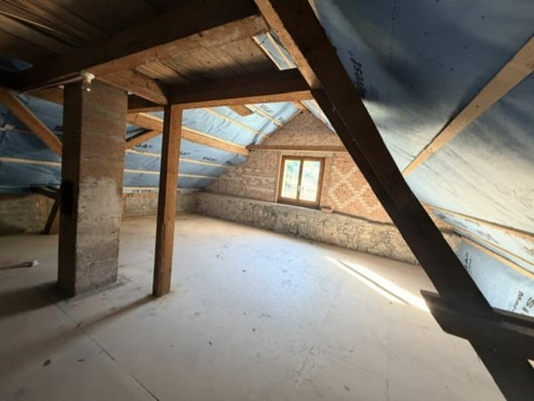 Charmantes Mehrfamilienhaus mit enormem Potenzial und Top-Anbindung! 5