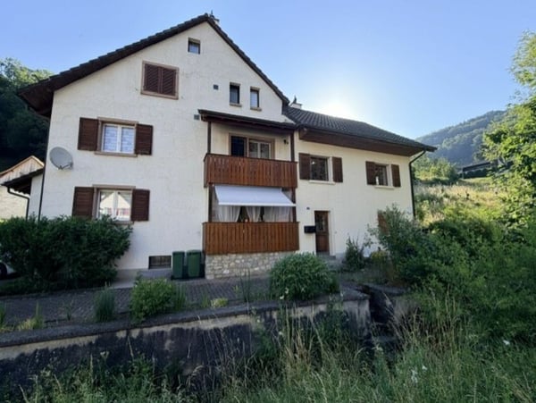 Charmantes Mehrfamilienhaus mit enormem Potenzial und Top-Anbindung! 1