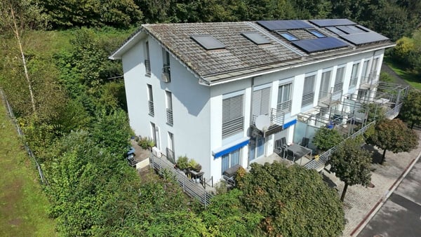 Familienidylle mit Weitblick! Grosszügiges Zuhause in Ebikon 1