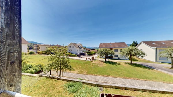 Exklusive 7.5-Zimmer-Wohnung in Greppen - Wohnen mit See- und Bergblick 16