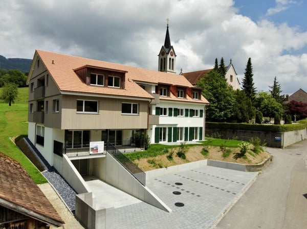 Erstbezug! Exklusive Neubau 4.5 Zimmer Dachwohnung mit traumhafter Aussicht & hochwertigem Ausbau