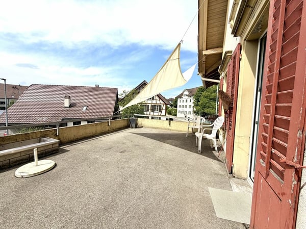 Renditeobjekt mit 20 Zimmern und historischem Charme in Bünzen! 8