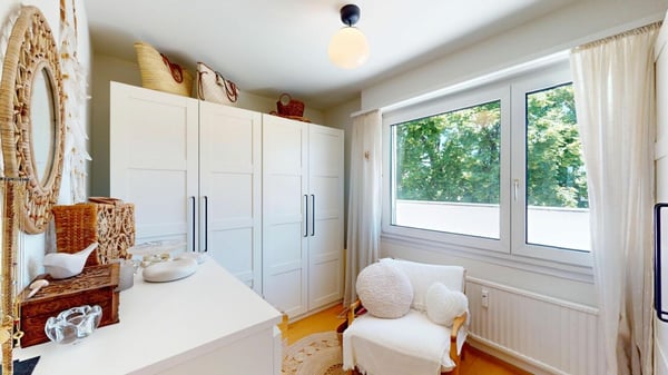 Modernisierte Attikawohnung mit traumhafter 360°-Terrasse 6