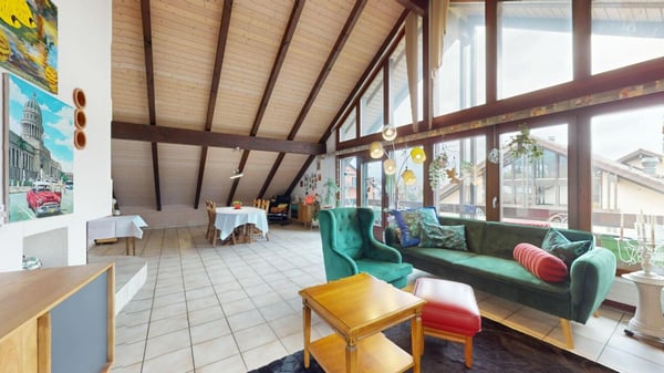 Lichtdurchflutete 4.5-Zimmer-Dachwohnung mit Loft-Charakter 2