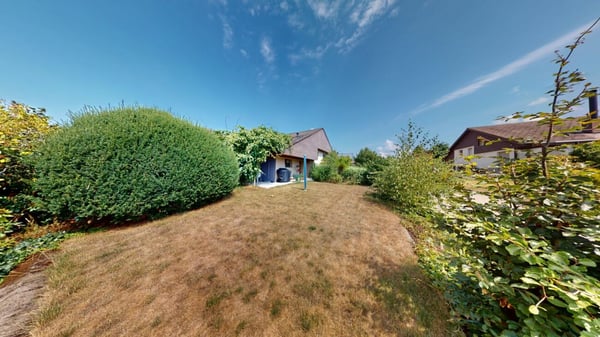Reserviert  Charmantes 3.5 Zimmer Einfamilienhaus mit liebevoll gestaltetem Garten 18