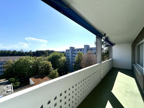 5.5-Zimmer-Wohnung mit Potenzial zur individuellen Gestaltung!