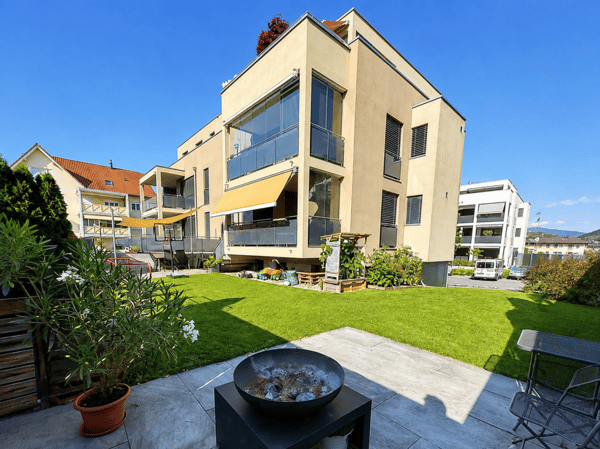 Moderne 4.5 Zimmer Gartenwohnung an zentraler Lage in Widnau 1